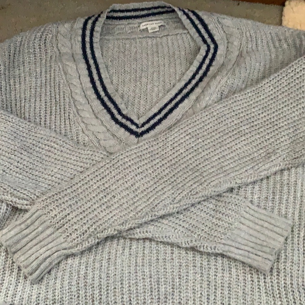 American Eagle Sweater